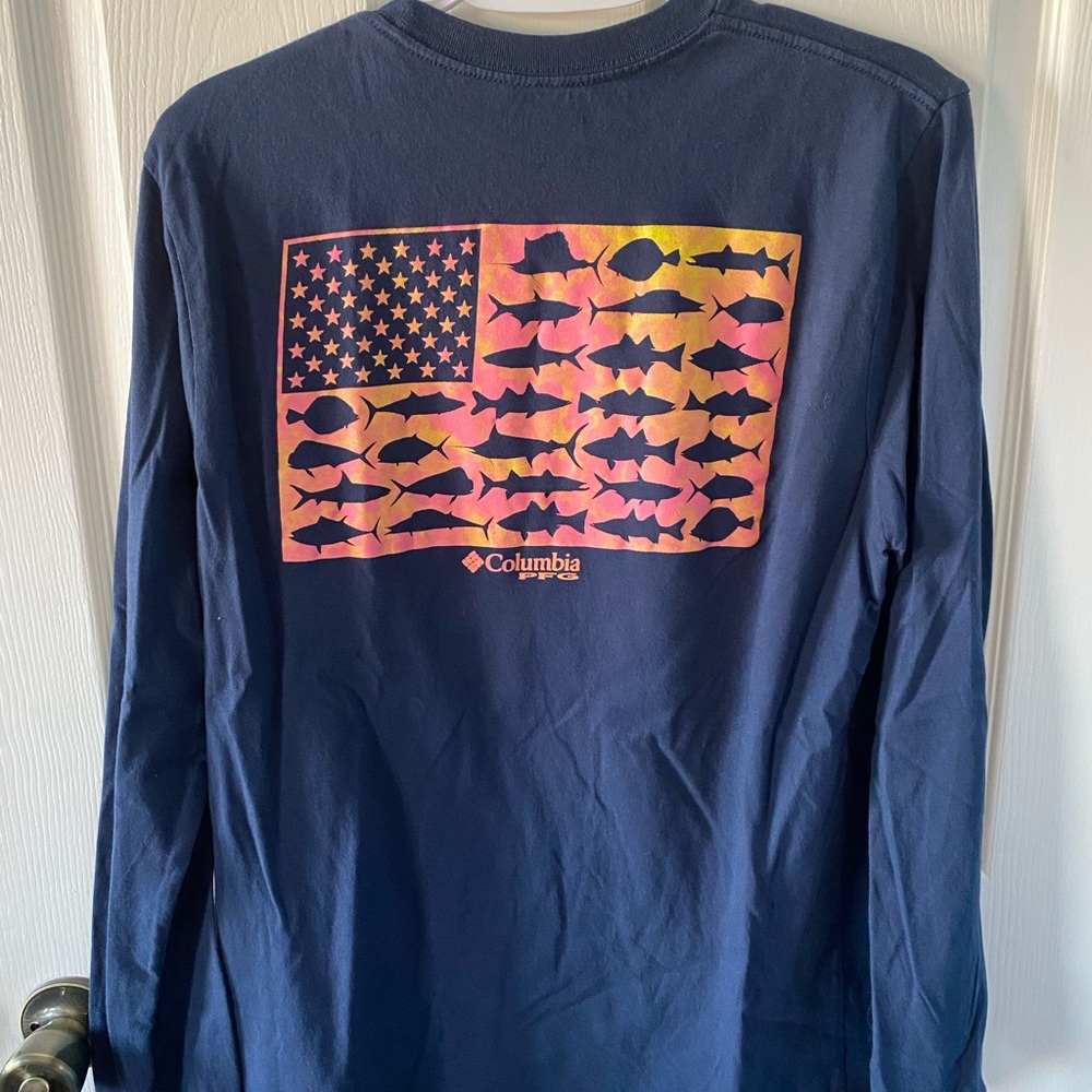Columbia PFG long sleeve shirt.
